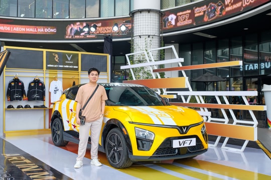 VinFast VF 7 và 2 'bản phối' cực chất khiến người dùng Việt trầm trồ