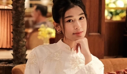 Nữ sinh 19 tuổi gốc Hà thành chuẩn 'con nhà người ta' đang gây chú ý tại chung kết Hoa hậu Việt Nam