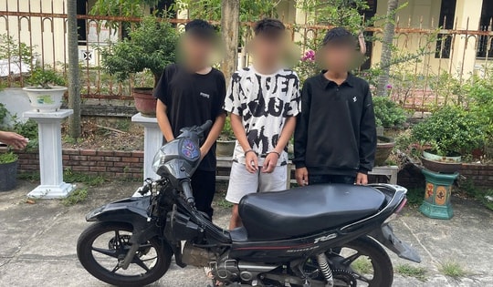 Học sinh chém bạn trọng thương do mâu thuẫn giữa phố cổ Hội An