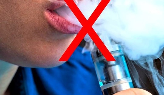 Thiếu niên 15 tuổi phải nhập viện cấp cứu vì tái sử dụng thuốc lá điện tử