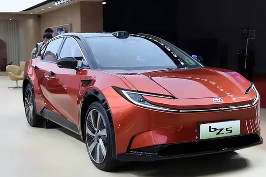 Toyota dùng pin Blade BYD trong mẫu xe bZ5, đi tối đa 630 km