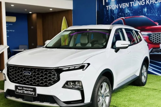 Cuộc đua hạ giá giữa hai mẫu xe 'hot' nhất phân khúc SUV cỡ C