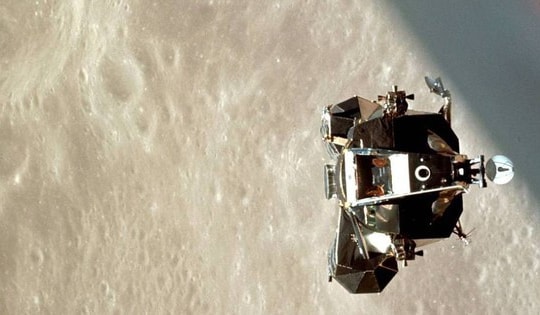 Sứ mệnh bí ẩn sát Mặt Trăng năm 1969: Vì sao NASA cố tình dừng lại trước vạch đích cách Mặt Trăng vài km?