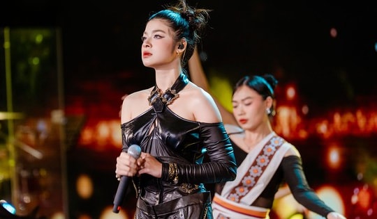 Hoài Anh - con gái diễn viên Võ Hoài Nam 'gây nghiện' tại 'Điểm hẹn tài năng'