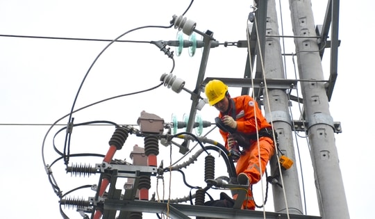 Lịch cúp điện Long An từ ngày 10 – 15/6/2025: Số lượng khách hàng nằm trong diện cúp điện cả ngày xếp hàng dài