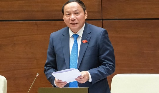 Bộ trưởng Nguyễn Văn Hùng nhận thêm nhiệm vụ mới