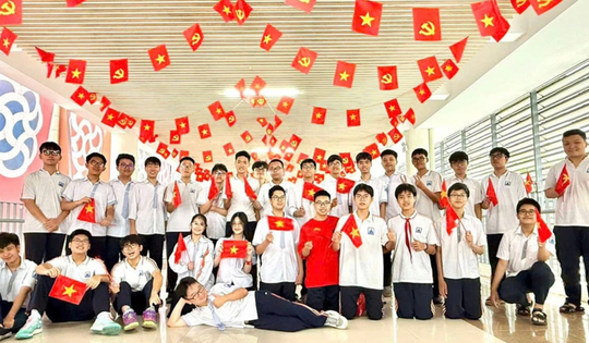 Hai ngôi trường 'khủng' với tỷ lệ đỗ lớp 10 chuyên ấn tượng