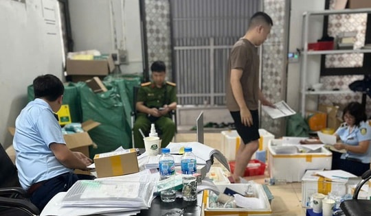 Kiểm tra 4 cơ sở kinh doanh mỹ phẩm ở Hà Nội, phát hiện 3.500 sản phẩm nhập lậu