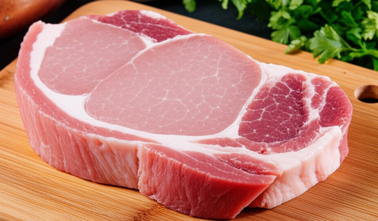 Có nên ăn thịt lợn hằng ngày không?