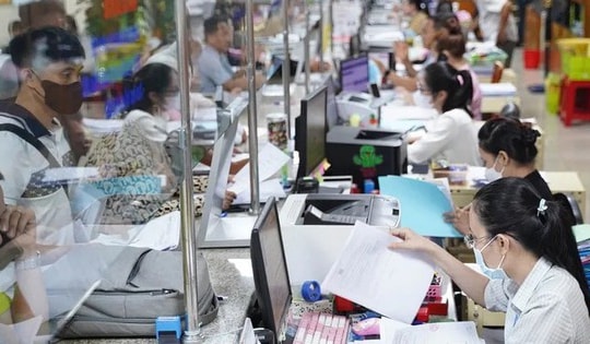 Thông tin công chức nên biết: Đình chỉ công tác ngay nếu vi phạm lỗi này