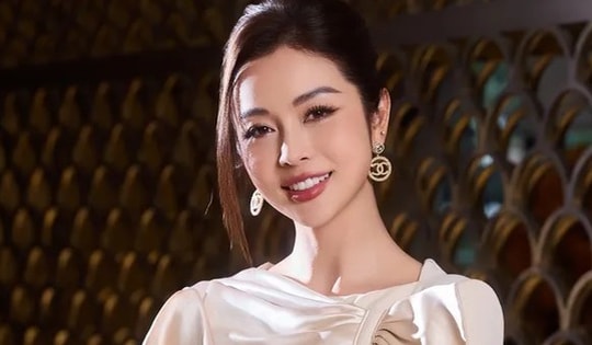 Nhan sắc rạng rỡ tuổi 40 của Jennifer Phạm, thì ra có 'bí kíp' riêng