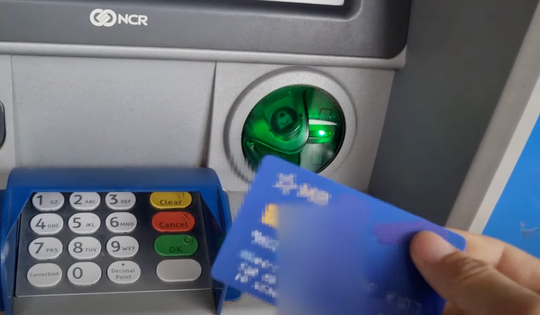 Từ 1/7, người dân không thể giao dịch bằng thẻ ATM