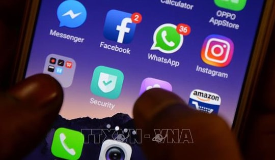 Pháp cân nhắc cấm trẻ dưới 15 tuổi dùng mạng xã hội