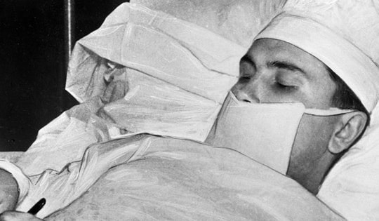 Vì sao các bác sĩ cần cắt bỏ 1 bộ phận cơ thể này trước khi đến Nam Cực?