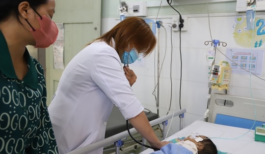 Bệnh truyền nhiễm gia tăng ở phía Nam, sởi và sốt xuất huyết diễn biến phức tạp