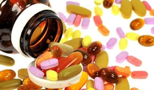 Bác sĩ không kê đơn, bệnh nhân vẫn khăng khăng đòi uống thuốc