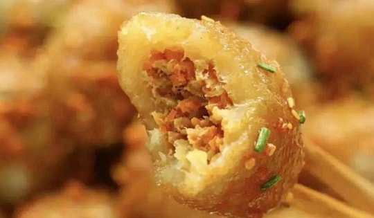 Bạn nhất định phải thử ăn khoai tây theo cách này: Mềm dẻo bên ngoài, ngọt thơm bên trong quyện với sốt chấm cực ngon