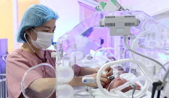 Nghẹt thở giành lại sự sống cho sản phụ sa dây rau khi thai chưa lọt ngôi, suy thai