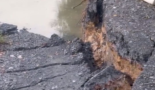 Sạt lở đê sông Sài Gòn, di dời khẩn cấp 4 hộ dân ở huyện Củ Chi