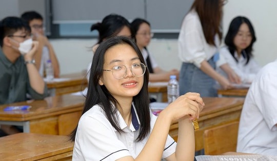 Chuyên gia chia sẻ bí quyết đạt điểm cao Ngữ văn thi tốt nghiệp THPT 2025