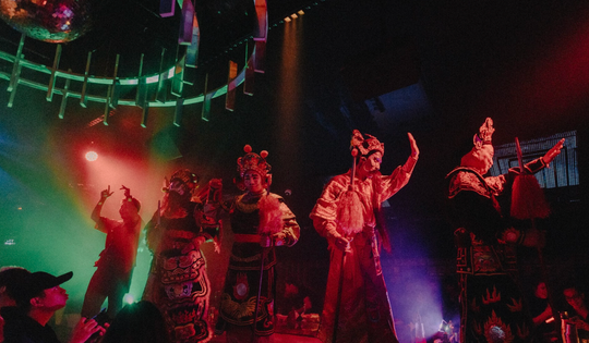 Thú vị khi gen Z kết hợp Tuồng với âm nhạc điện tử