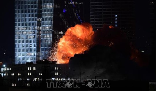 Israel và Iran tiếp tục các cuộc không kích lẫn nhau