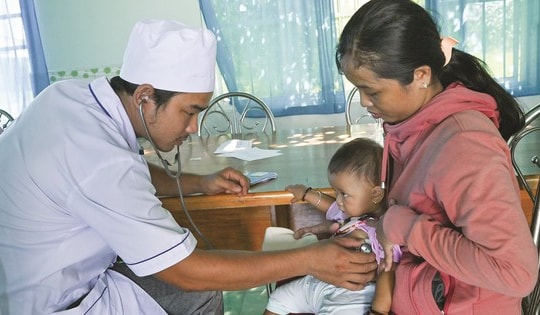 Bộ Y tế quy định thẩm quyền của chính quyền địa phương 2 cấp lĩnh vực bà mẹ và trẻ em