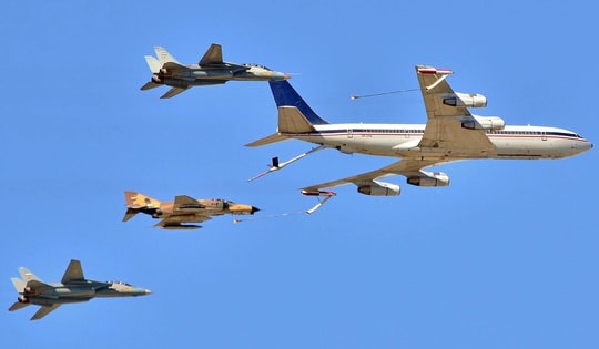 Israel không kích phá hủy máy bay tiếp dầu duy nhất của Iran
