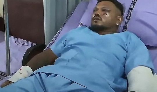 Hành khách diệu kỳ sống sót trong tai nạn máy bay Ấn Độ đoàn tụ gia đình