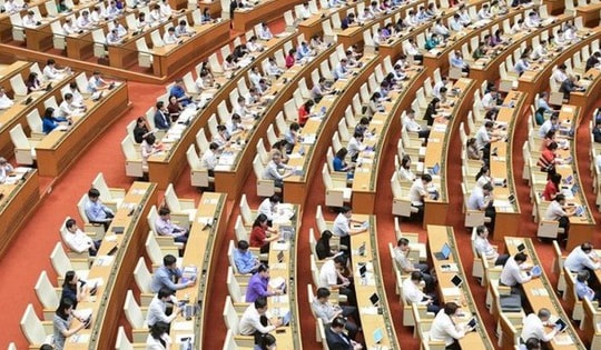 Sáng nay, Quốc hội thông qua việc sửa đổi Hiến pháp 2013