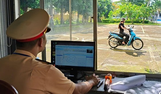 Công an tỉnh Bình Thuận tổ chức kỳ sát hạch lái xe đầu tiên