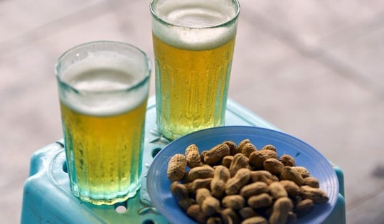 Có nên uống bia rượu sau khi tập thể dục, thể thao