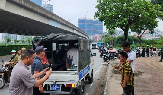 Tin sáng 17/6: Thông tin mới nhất vụ 2 người vùng cao bị thu 4,2 triệu đồng cho 1 cuốc taxi; sân bay Thọ Xuân tạm dừng khai thác do liên tiếp có vật thể lạ