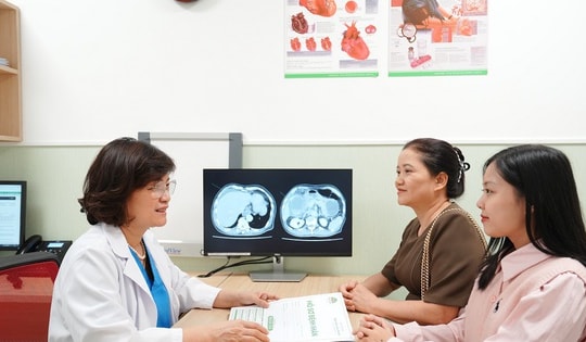 Bác sĩ chuyên khoa tư vấn: 8 nhóm xét nghiệm nên làm khi bước sang tuổi 60