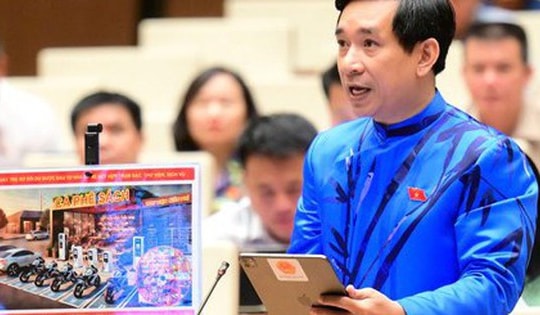 ĐBQH đề xuất tận dụng trụ sở dôi dư: Vừa sạc xe điện, vừa đọc sách chờ xe đầy pin