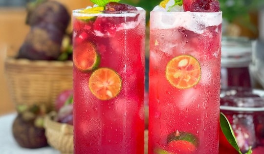 Mận giữa vụ siêu rẻ chỉ 10.000 đồng/kg, chị em tranh thủ mua và rỉ tai nhau công thức làm siro mận giải nhiệt cực dễ, cực ngon