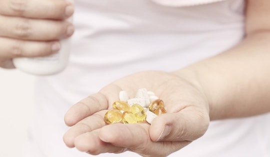 12 nhóm người cần thận trọng khi bổ sung vitamin E