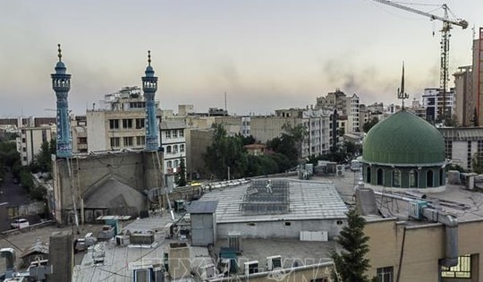 Căng thẳng Israel - Iran: Nhiều quốc gia nhanh chóng sơ tán công dân