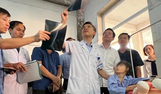 Tăng cường nhân lực y tế cơ sở: Giải pháp từ luân chuyển và hỗ trợ tuyến trên