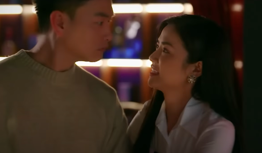 'Cầu vồng ở phía chân trời' mới nhất (tập 6): Bị đánh ghen, Oanh nhận Tuấn là chồng để giải cứu