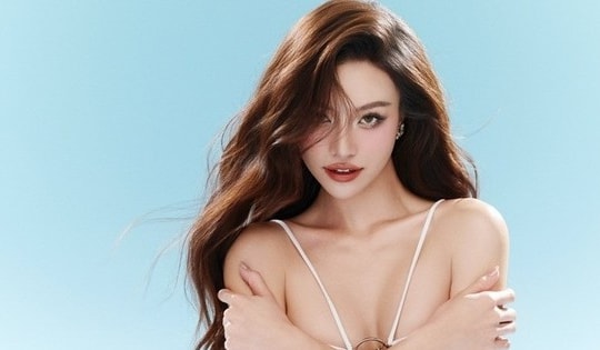 Vẻ gợi cảm của người đẹp sở hữu body đẹp nhất Hoa hậu Hoàn vũ Việt Nam 2025