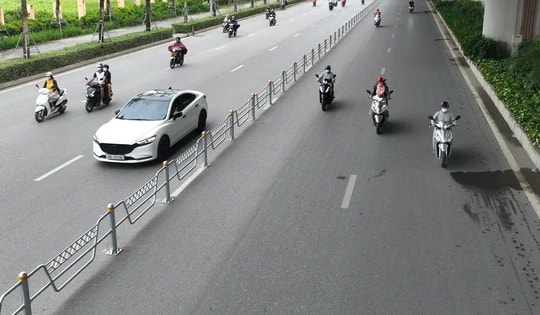 Hà Nội: Phân làn ô tô, xe máy trên đường Phạm Văn Đồng và Võ Chí Công từ 1/7/2025
