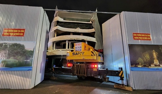 Hà Nội chính thức phá dỡ Tòa nhà ‘Hàm cá mập’