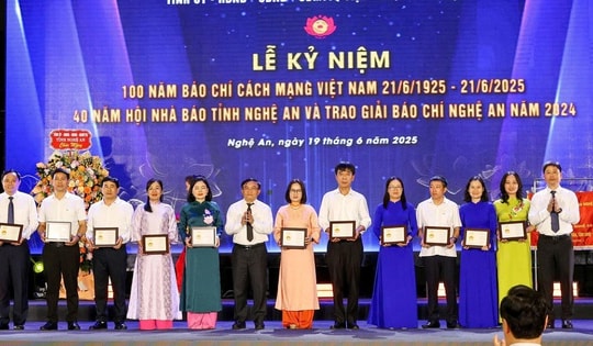 Nghệ An kỷ niệm 100 năm Báo chí Cách mạng Việt Nam