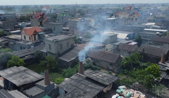 Lo ngại về sức khỏe người dân ở làng tái chế nhôm nổi tiếng tại Nam Định