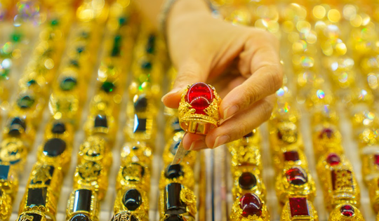 Giá vàng hôm nay ngày 21/6 giảm mạnh giá vàng nhẫn