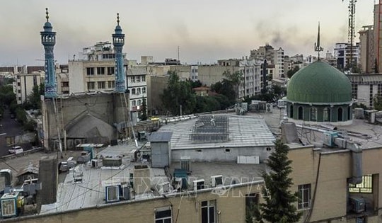 Nhiều nước rút nhân viên ngoại giao khỏi Iran