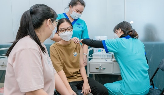 Bảo vệ con trước HPV – Chỉ cần một quyết định nhỏ từ bố mẹ