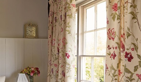 Bí quyết treo rèm cửa thu hút tài lộc cho gia chủ