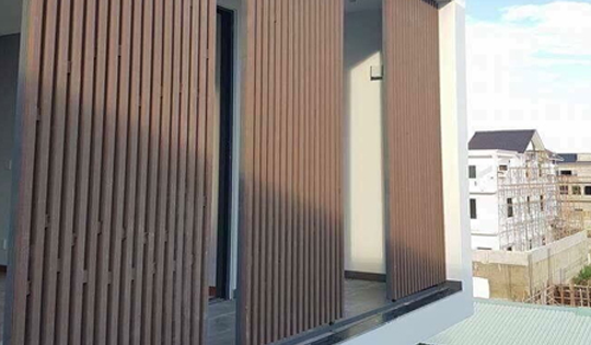 Một số lợi ích và hạn chế khi sử dụng lam chắn nắng mặt tiền